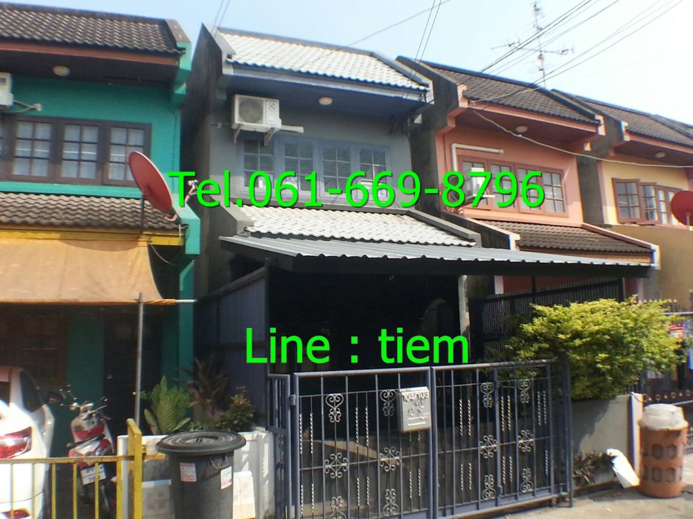 ขายถูก .. ! ทาวน์เฮ้าส์ สไตล์ Loft ได้อารมณ์บ้านเดียว ขนาด 22 ตรว. กว้าง 4 เมตร ลึก 11 เมตร renovate ใหม่ทั้งหลังพร้อมอยู่ ขายถูก .. ! ทาวน์เฮ้าส์ สไตล์ Loft ได้อารมณ์บ้านเดียว ขนาด 22 ตรว. กว้าง 4 เมตร ลึก 11 เมตร renovate ใหม่ทั้งหลังพร้อมอยู่