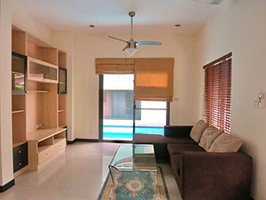  ҹ ǹ ͡ ;ѡҹ A Single House with private pool in Ekamai For Residence