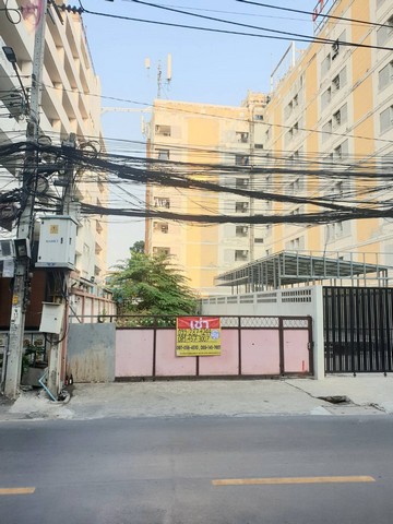 ที่ดินให้เช่า พื้นที่ 49 ตร.วา ลาดพร้าว 130 เข้าออกได้ 2 เส้นทาง ใกล้สถานีรถไฟฟ้าสายสีเหลือง ที่ดินให้เช่า พื้นที่ 49 ตร.วา ลาดพร้าว 130 เข้าออกได้ 2 เส้นทาง ใกล้สถานีรถไฟฟ้าสายสีเหลือง