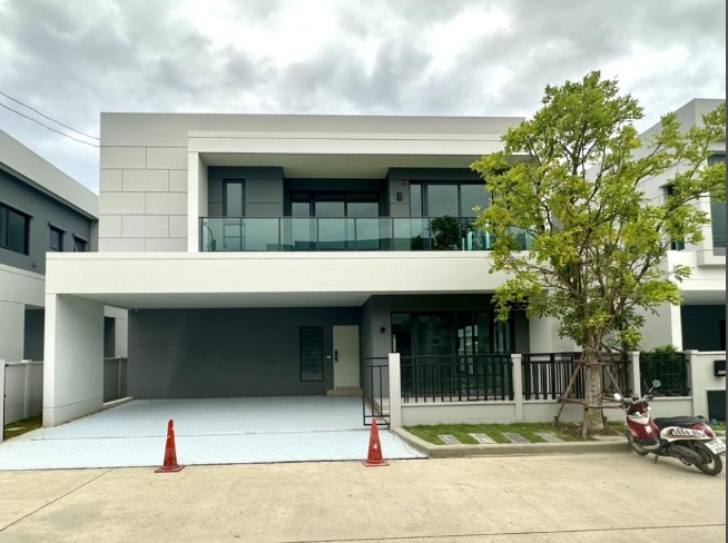 ขาย บ้านเดี่ยว เซนโทร บางนา เนื้อที่ 54.4 ตรว มี 4ห้องนอน 4ห้องน้ำ โครงการใหม่ใกล้ Mega Bangna ขาย บ้านเดี่ยว เซนโทร บางนา เนื้อที่ 54.4 ตรว มี 4ห้องนอน 4ห้องน้ำ โครงการใหม่ใกล้ Mega Bangna