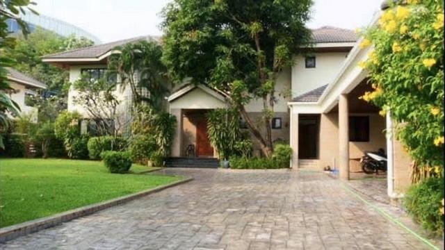 ให้เช่าบ้านเดี่ยว 2ชั้น 250 ตรว.สุขุมวิท71ซอยปรีดี42 พร้อมสระว่าย ให้เช่าบ้านเดี่ยว 2ชั้น 250 ตรว.สุขุมวิท71ซอยปรีดี42 พร้อมสระว่าย