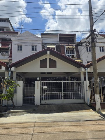 S2531 ขายทาวน์โฮม 3 ชั้นครึ่ง โครงการภานุวิลล่า ใกล้เมเจอร์ปิ่นเก S2531 ขายทาวน์โฮม 3 ชั้นครึ่ง โครงการภานุวิลล่า ใกล้เมเจอร์ปิ่นเก