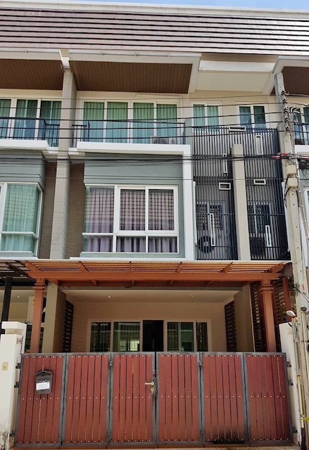 BH3009 ǹ 3  ҹ Urban SathornҪ