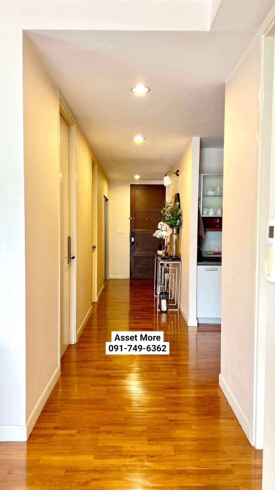 Corner room !! Large condo, 2 bedrooms, 2 bathrooms 130 SQM Corner room !! Large condo, 2 bedrooms, 2 bathrooms 130 SQM