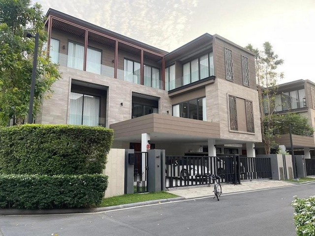 ให้เช่าบ้านเดี่ยว 3 ชั้น โครงการ Vana Residence กรุงเทพกรีฑาตัดให ให้เช่าบ้านเดี่ยว 3 ชั้น โครงการ Vana Residence กรุงเทพกรีฑาตัดให
