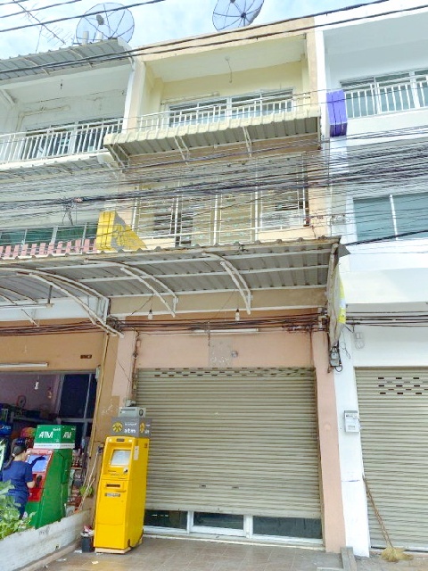 Ѵ MRT ҡ 2.8 . ​ŵ ҹ  ҡ​  4 