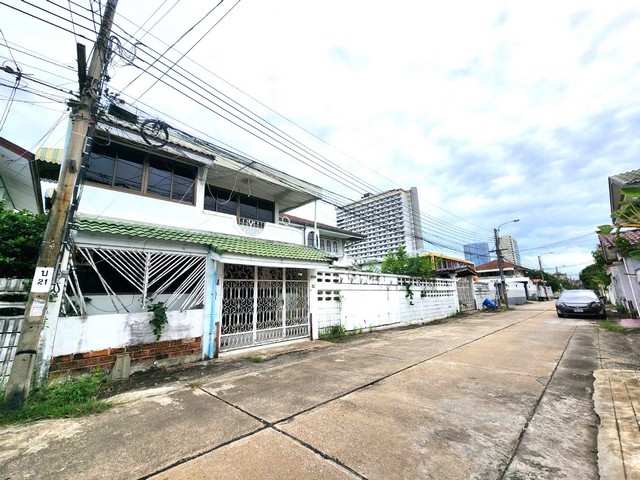ขายที่ดิน บางนา กม2 112วา หน้ากว้าง สวย ใกล้ไบเทค ถูกสุดในย่านนี้ ขายที่ดิน บางนา กม2 112วา หน้ากว้าง สวย ใกล้ไบเทค ถูกสุดในย่านนี้