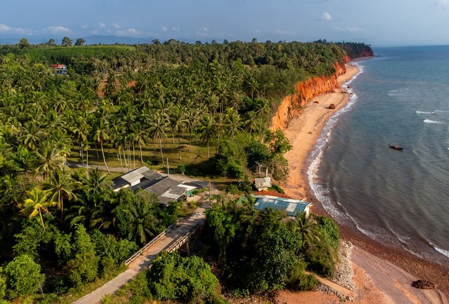 หาที่สวยวิวดีเงื่อนไขสบาย ที่ดินสวยใกล้หาดฝั่งแดง 2.8 ลบ. หาที่สวยวิวดีเงื่อนไขสบาย ที่ดินสวยใกล้หาดฝั่งแดง 2.8 ลบ.