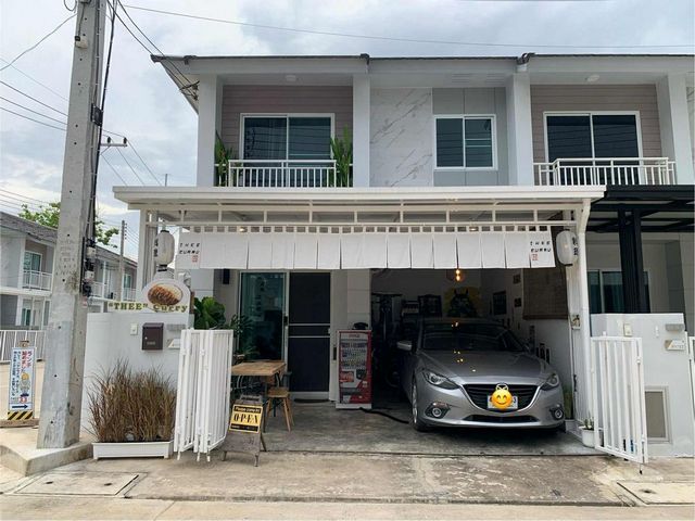 โซนสันกำแพง ขาย 2.3 ล้าน 22.1 ตรว. ทาวน์โฮม 2 ชั้น น้ำไม่ท่วม โซนสันกำแพง ขาย 2.3 ล้าน 22.1 ตรว. ทาวน์โฮม 2 ชั้น น้ำไม่ท่วม