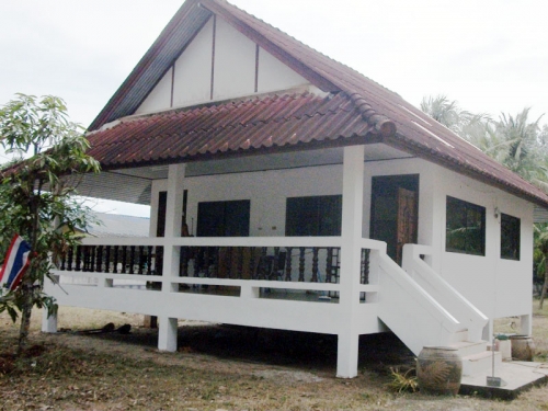 HOUSE FOR RENT WITH INTERNET 20 MB  ҹ